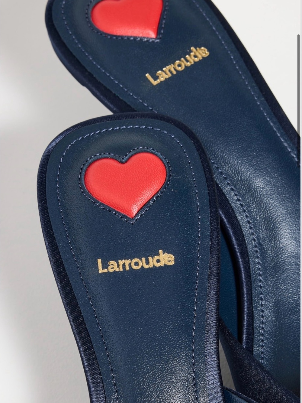 Larroudé Amal Mules - Ocean - Picture 5 of 7